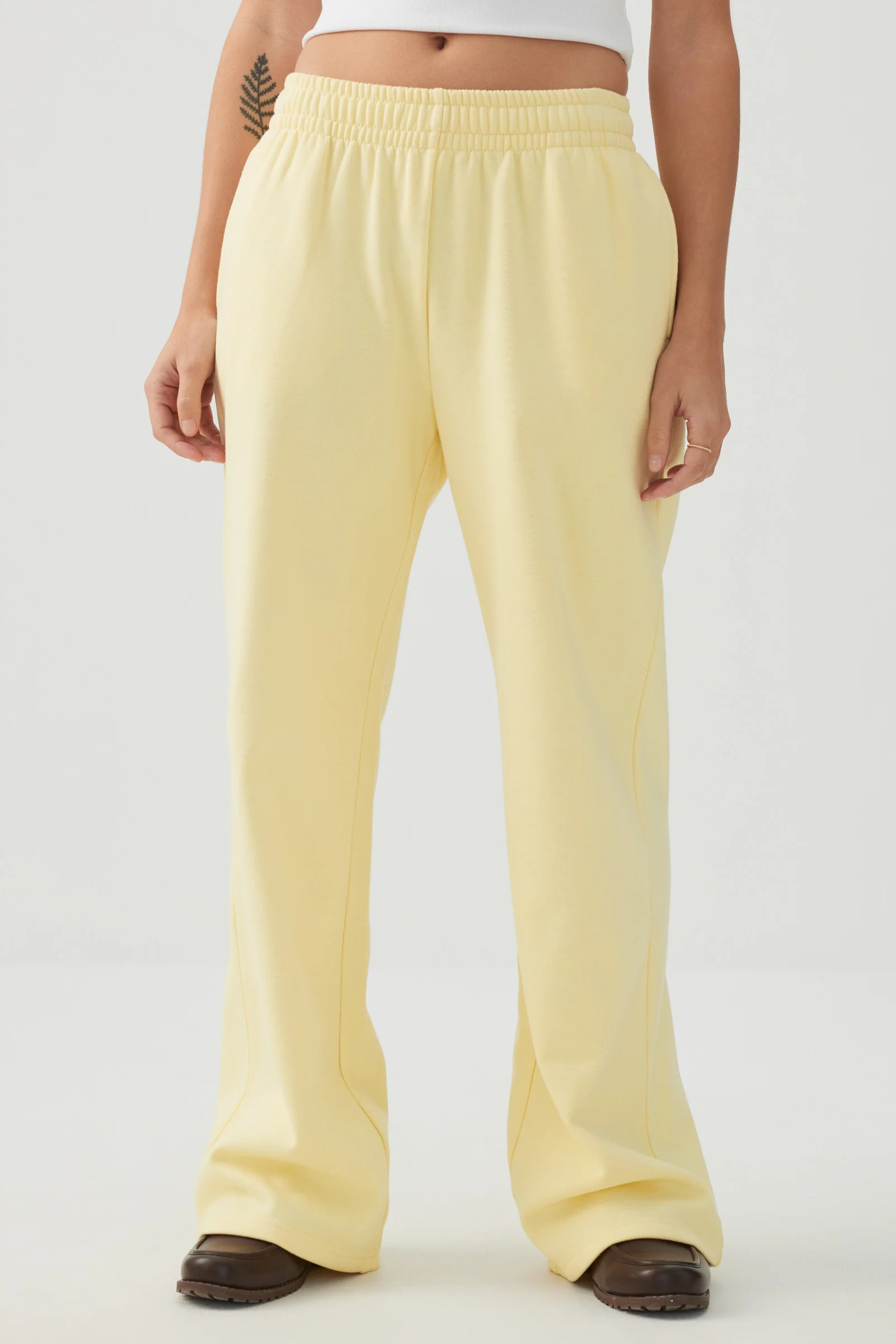 camactive™ Straight Leg Sweatpants | Ardene