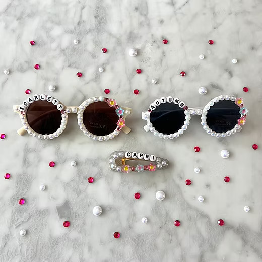 Personalized Summer Flower Sunglasses | Strand.Up | Strand.Up