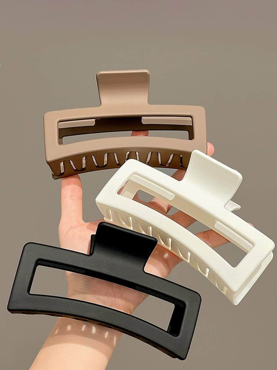 3pcs Hollow Out Rectangle Hair Claw SKU: sc2211202930803038New$2.50Make 4 payments of $0.62 $2.38... | SHEIN