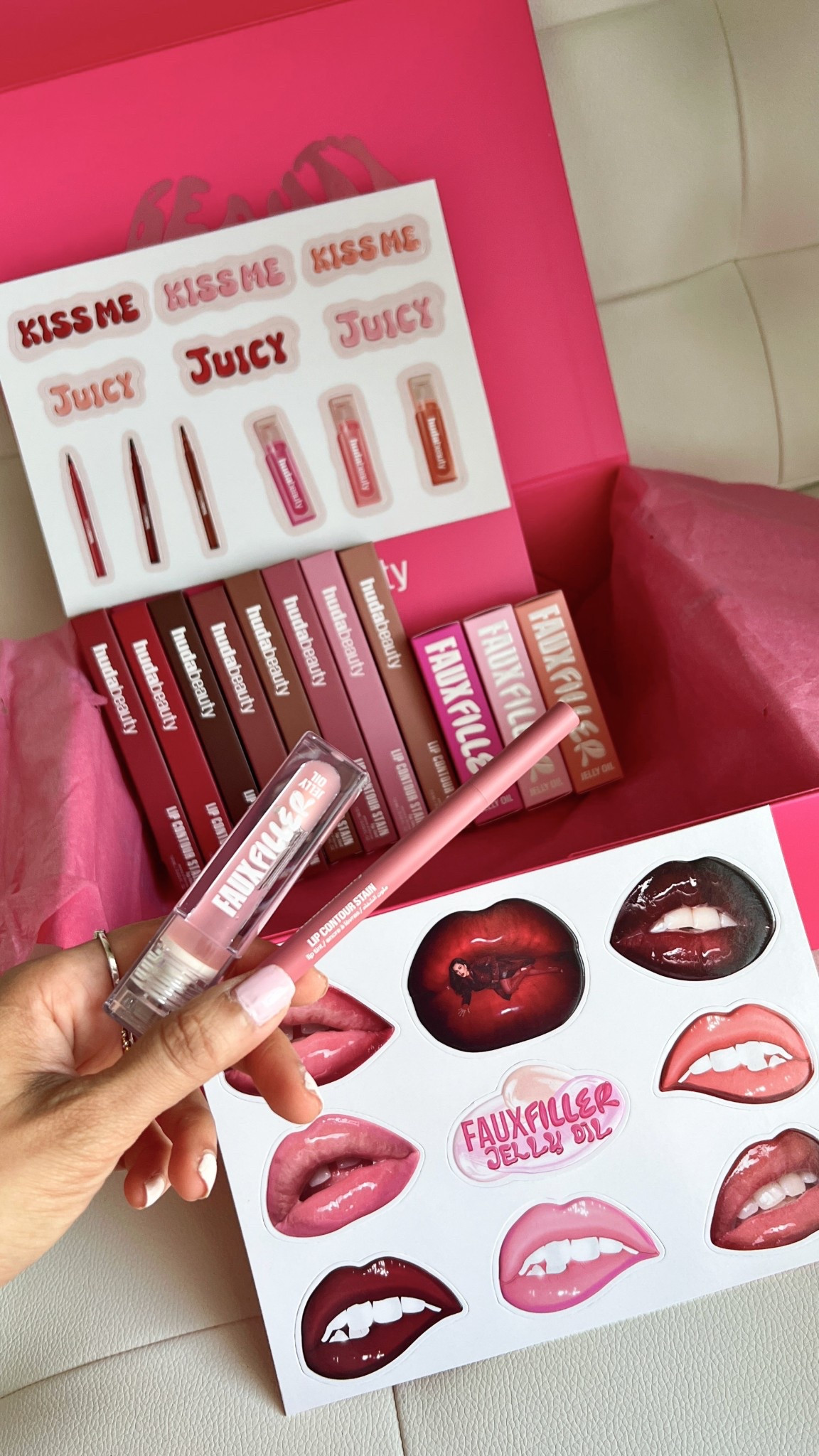 New in from @hudabeauty - the perfect combo for jelly stained lips: contour your lips with their 12 hour lip contour stain followed by a layer of the new faux filler jelly lip oil

#LTKsummer #LTKcanada #LTKbeauty