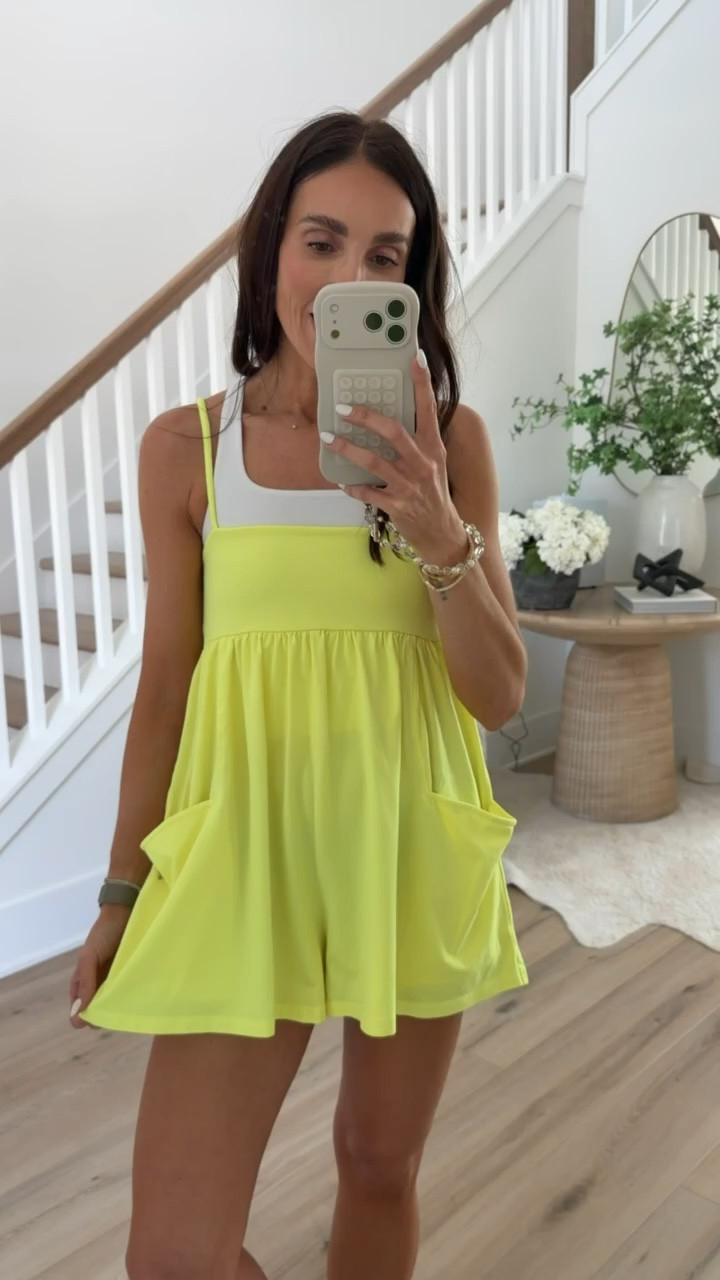 Flowy romper, I'm wearing size XS.


#LTKOver40 #LTKootd #LTKmomlife