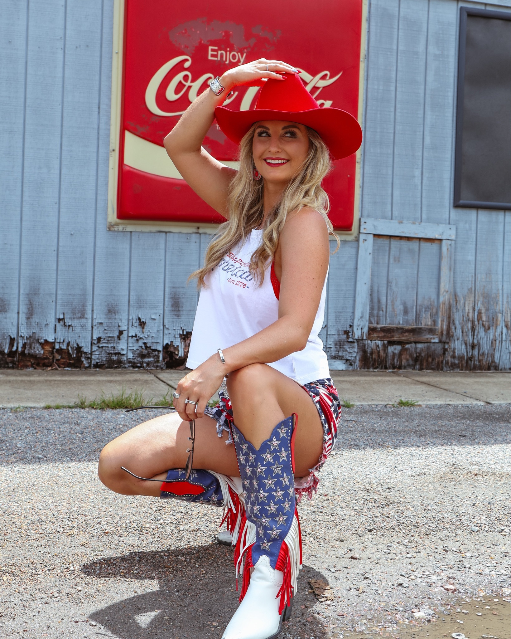 Thankful to live in the BEST country in the world 🇺🇸 happy 250th, America! ❤️ 

“America” for 🔗🔗 @wrangler 

#julyfourth #fourthofjulyweekend #america #patriotic #happyfourthofjuly America, Fourth of July, July 4th, American, proud to be an American, American flag, western fashion, Cowgirl style, Independence Day, happy birthday America