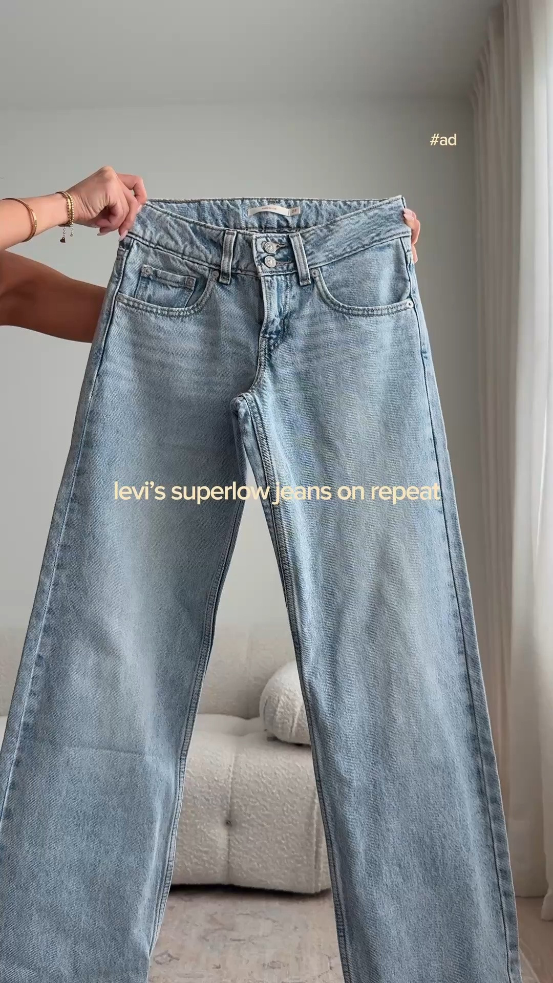 #ad how i’m styling my @levis superlow jeans this fall ⭐️ @target #targetpartner #liveinlevis #lowrise @shop.ltk #liketkit 

size ref: 24 in all jeans & im 5’2