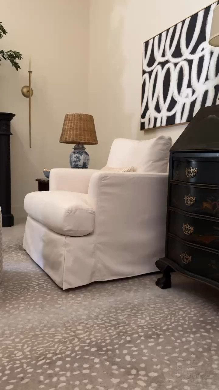 A cozy slipcovered swivel chair that’s as comfortable as it is timeless. Perfect for living rooms, bedrooms, or reading corners.

Slipcovered Swivel Chair. White Armchair. Sitting Room. Bedroom. Living Room Seating. Reading Nook. Classic Home. LavenderRoseHome.

#LTKHome #LTKSaleAlert