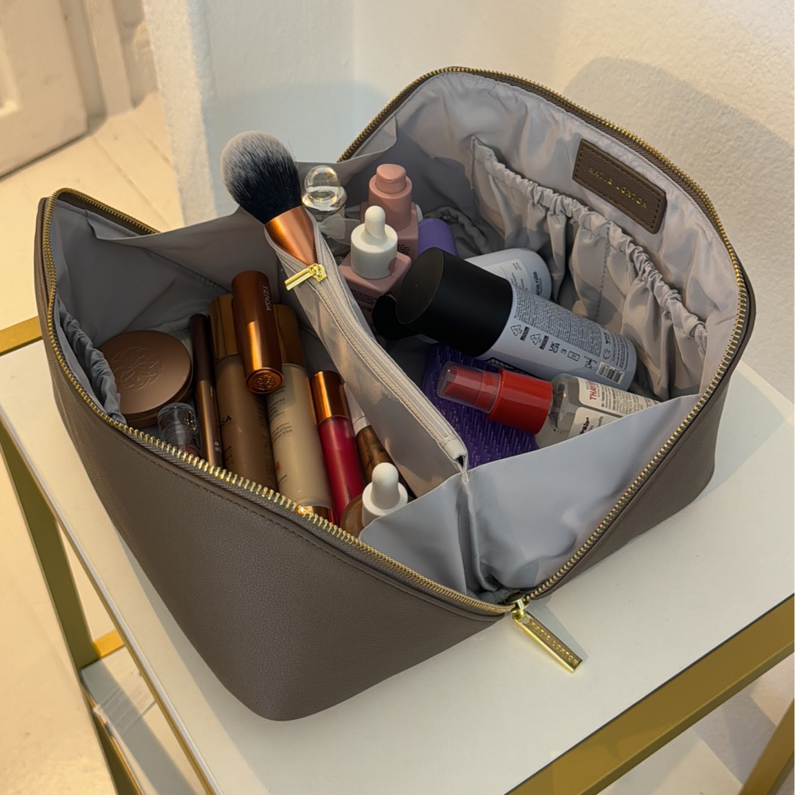 How nice is this makeup bag from Katie Loxton? 

#LTKgiftguide #LTKuk #LTKbag