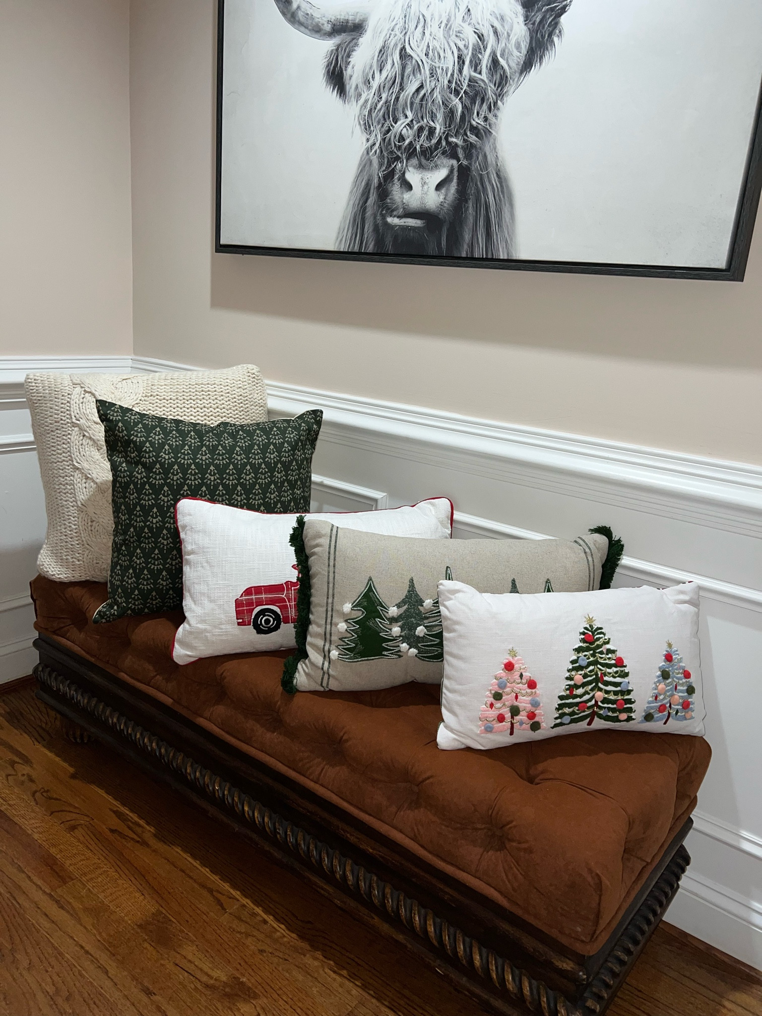 Holiday decor 
.
Holiday, holiday decoration, pillows, Christmas pillows, holiday pillow, throw pillow, velvet pillow, target pillows, target finds, Christmas, decor, Christmas decorations, stocking, hooks, white stockings, neutral, Christmas, decor, home decor, affordable decor, knit

#LTKhome #LTKHoliday