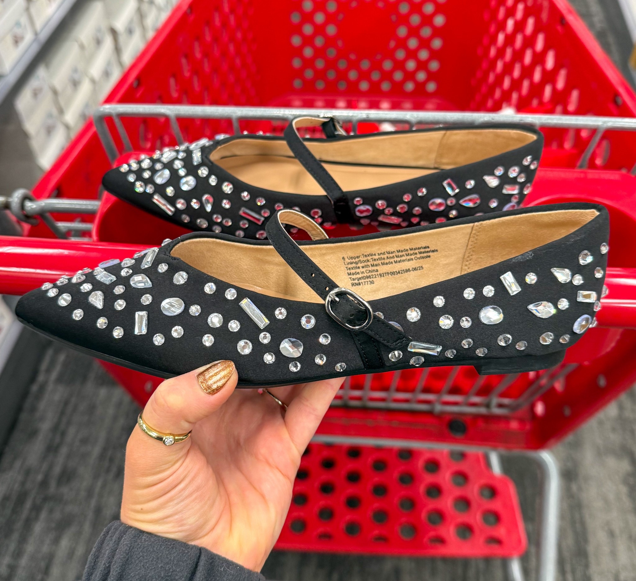 40% off shoes today only! Love these sparkly heels ✨ 

#LTKSaleAlert #LTKShoeCrush #LTKStyleTip