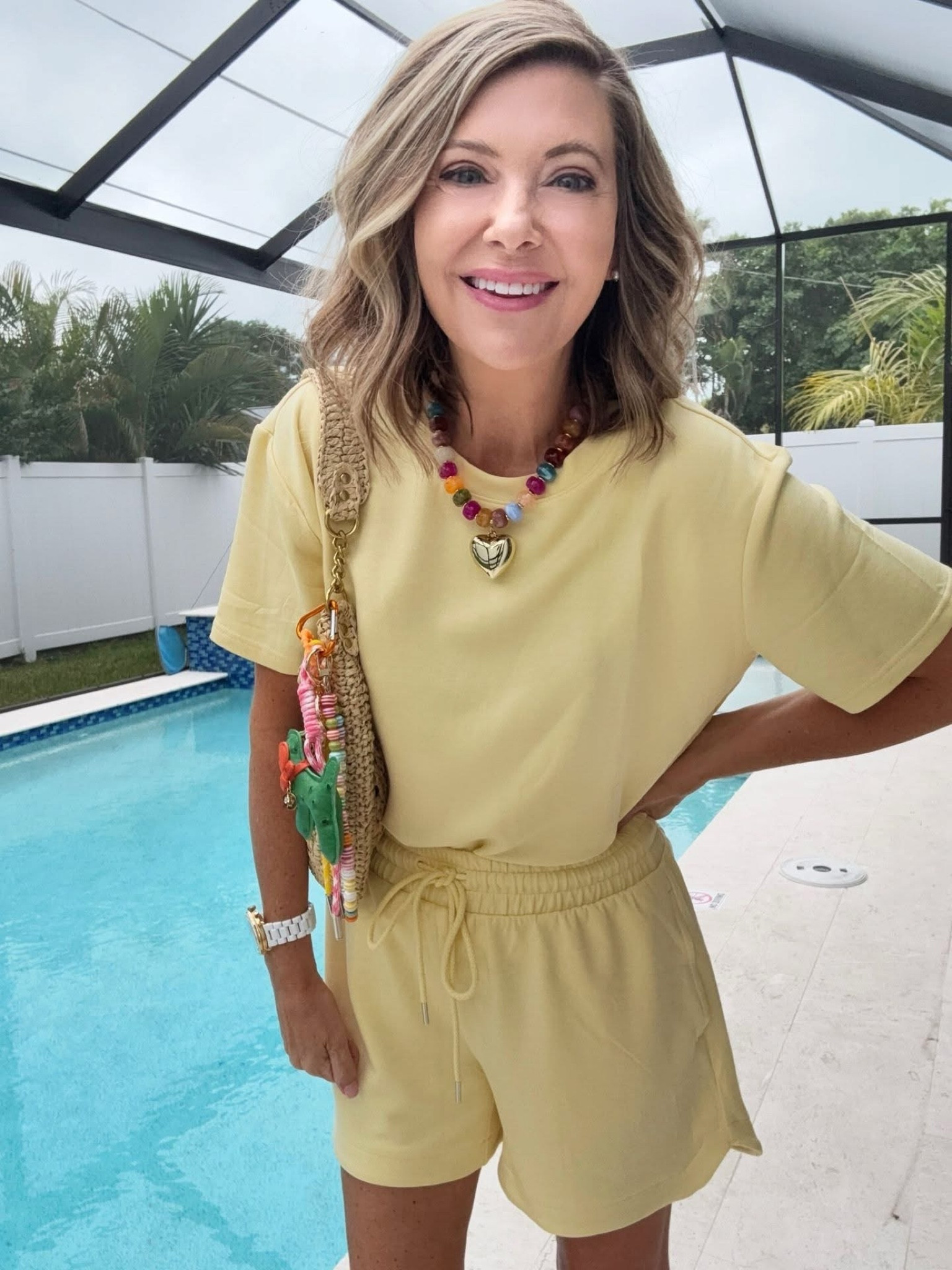 60% OFF plus Free Shipping! ￼

Good morning! Happy Monday! ☀️ How was your weekend? Hubby and I slipped away to Florida for a few days, it was wonderful! Like yellow? Love this soft set with pockets! 

#LTKSaleAlert #LTKSeasonal