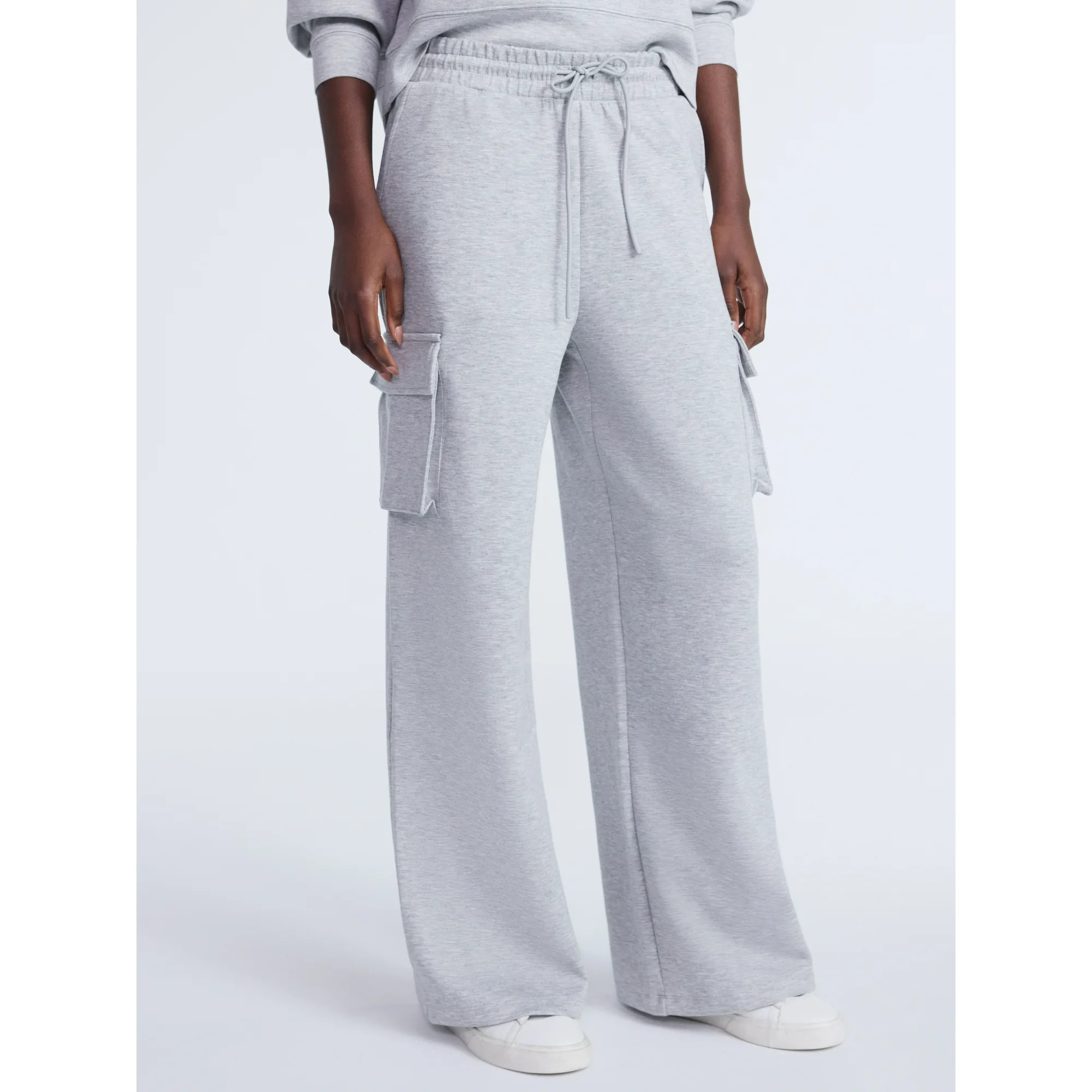 Scoop Women's and Women's Plus New Scubaknit Cargo Pants, Sizes XS-4X - Walmart.com | Walmart (US)