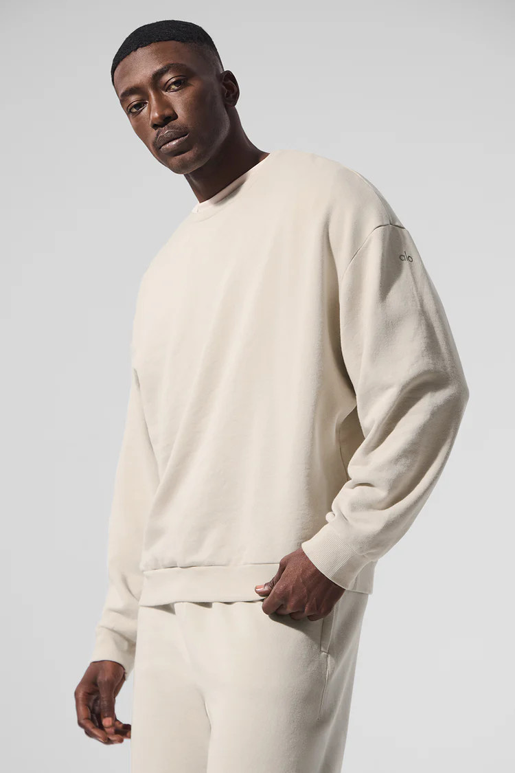 Chill Crew Neck Pullover | Alo Yoga (US)