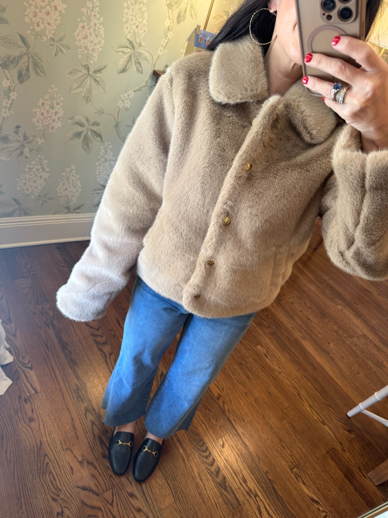 Love this faux fur for the freezing days!!! 

#LTKHoliday #LTKootd #LTKGiftGuide