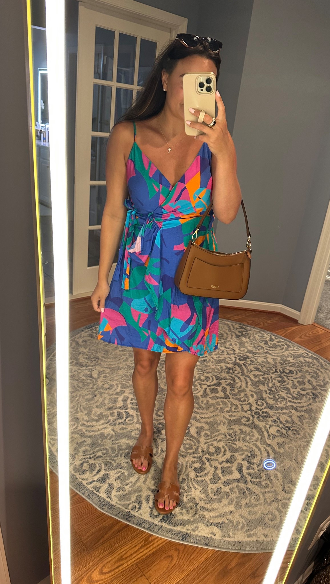 CUPSHE has been on a roll lately! Love the print on this wrap dress! Wearing my usual Medium 

#LTKSeasonal #LTKFindsUnder50 #LTKSaleAlert