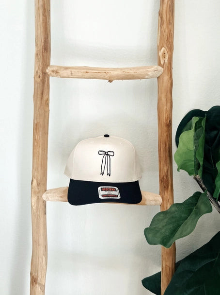 Bow Trucker Hat | PEGGI + ME