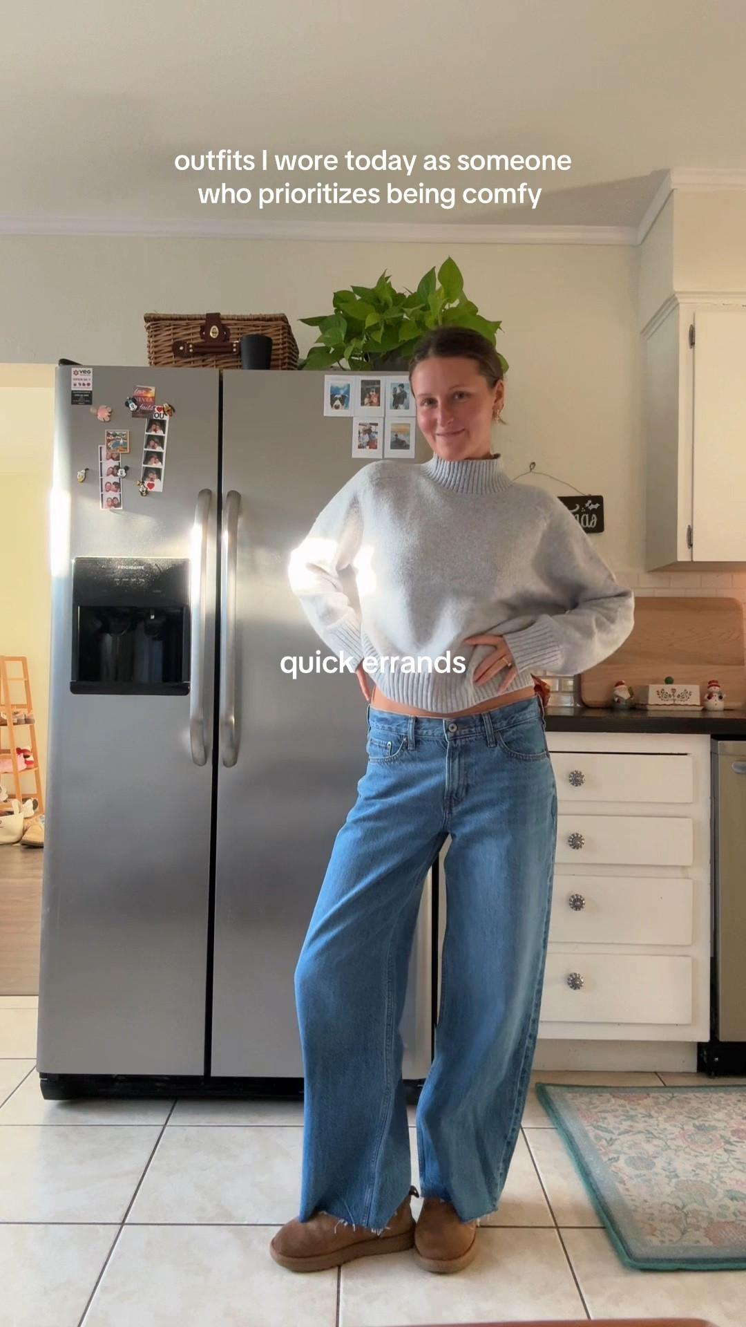 #AbercrombiePartner these are my new favorite jeans @abercrombie 

#LTKCyberWeek #LTKHoliday #LTKGiftGuide