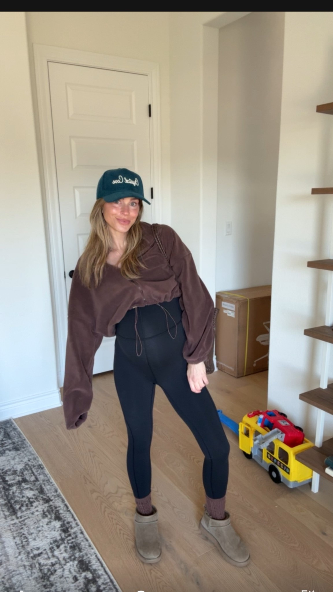 Pregnancy uniform #pregnancystyle #bumpstyle #pregnancyoutfit