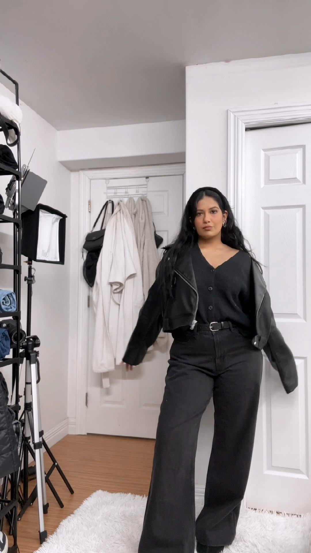 I’ve linked the skirts + lined tights I wear every day as well :)