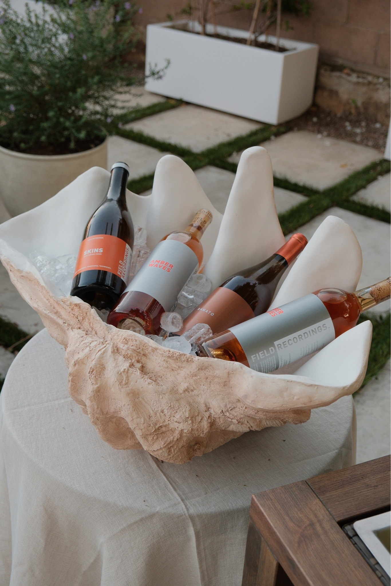 Seashell wine bucket 🐚 

#LTKhome #LTKparties #LTKSeasonal