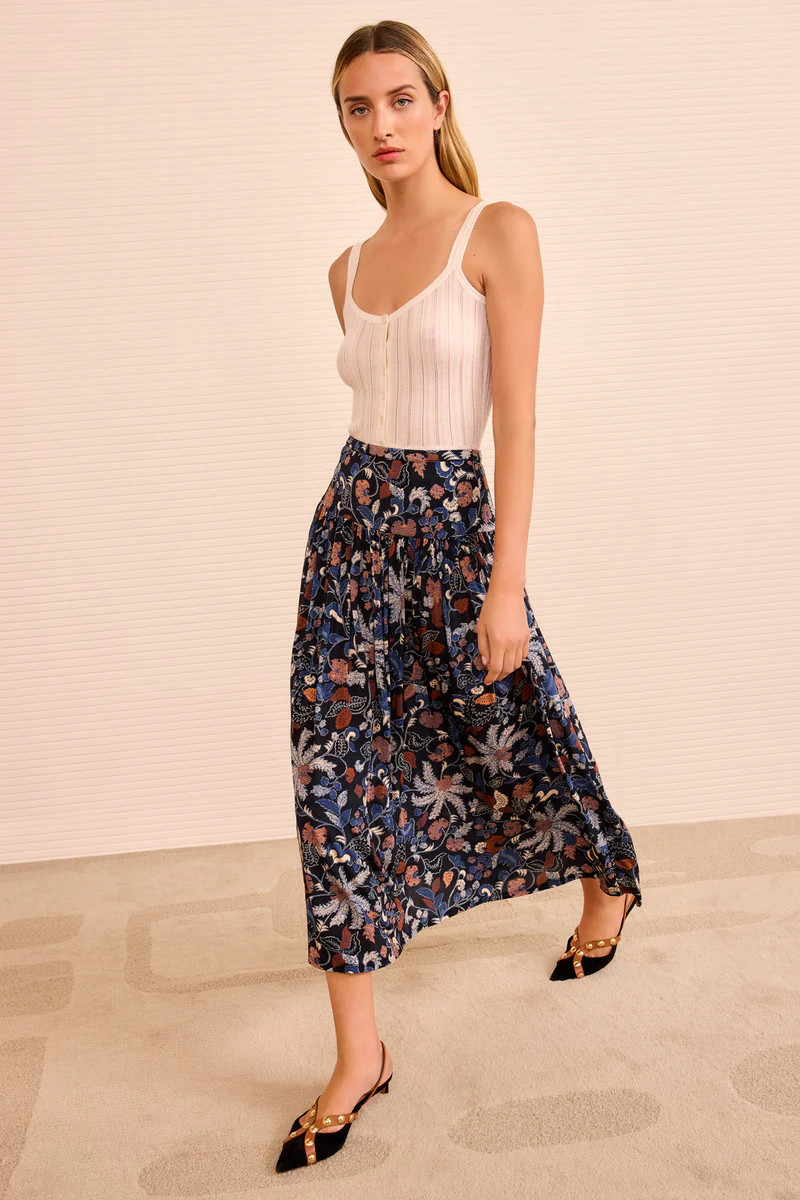 Blanche Pull On Midi Skirt

          Moonlight Floral | Ulla Johnson
