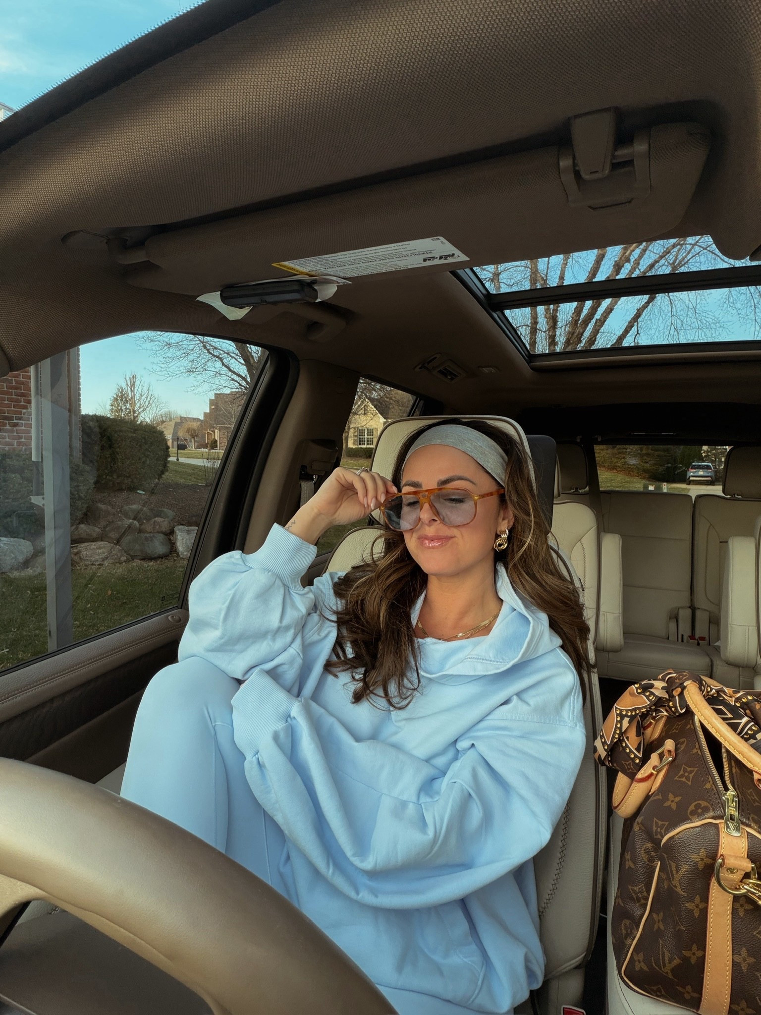 Cozy blue ootd from Aerie 🩵✨

#LTKActive #LTKmomlife #LTKootd