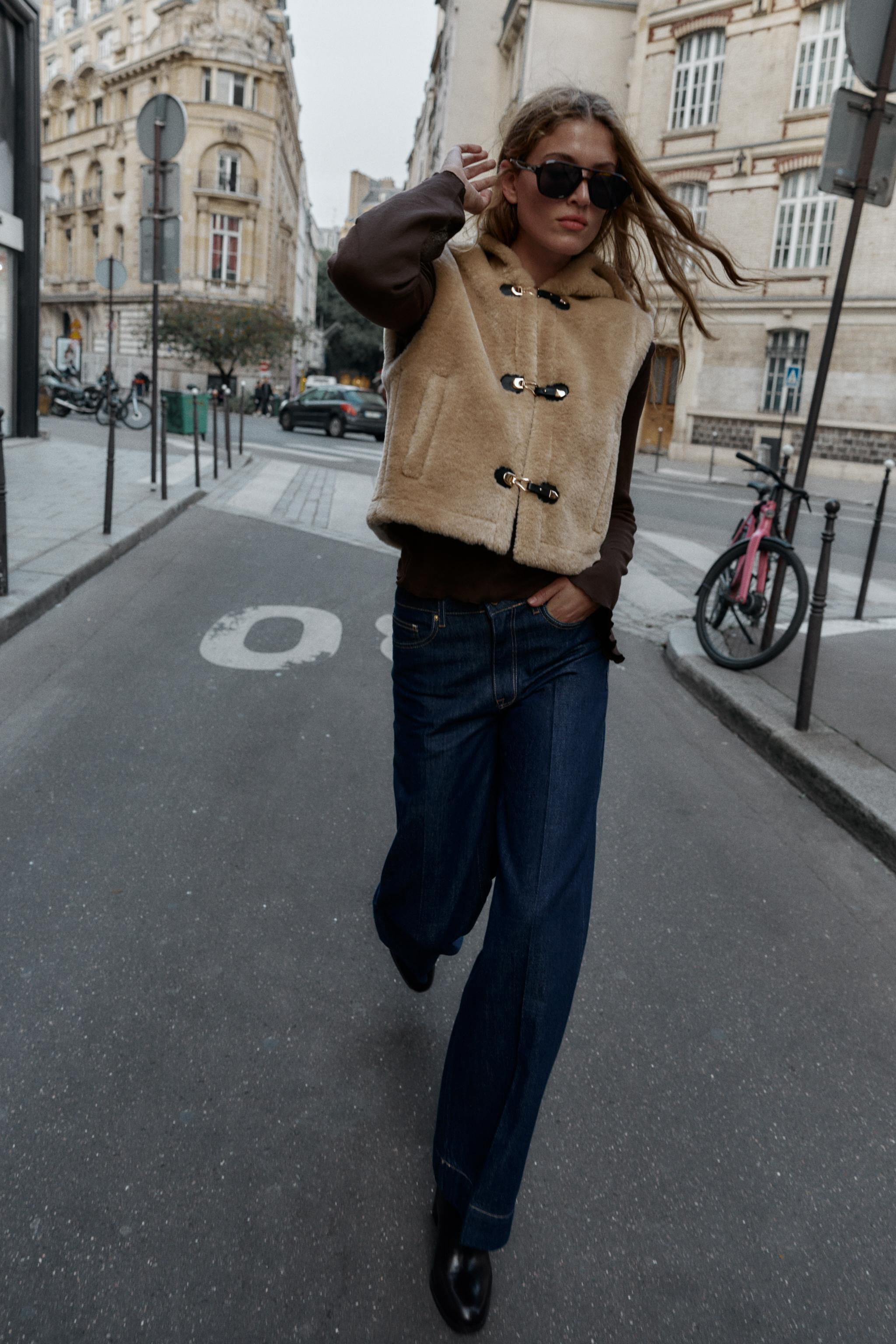 SHEARLING TOGGLE VEST | Zara US