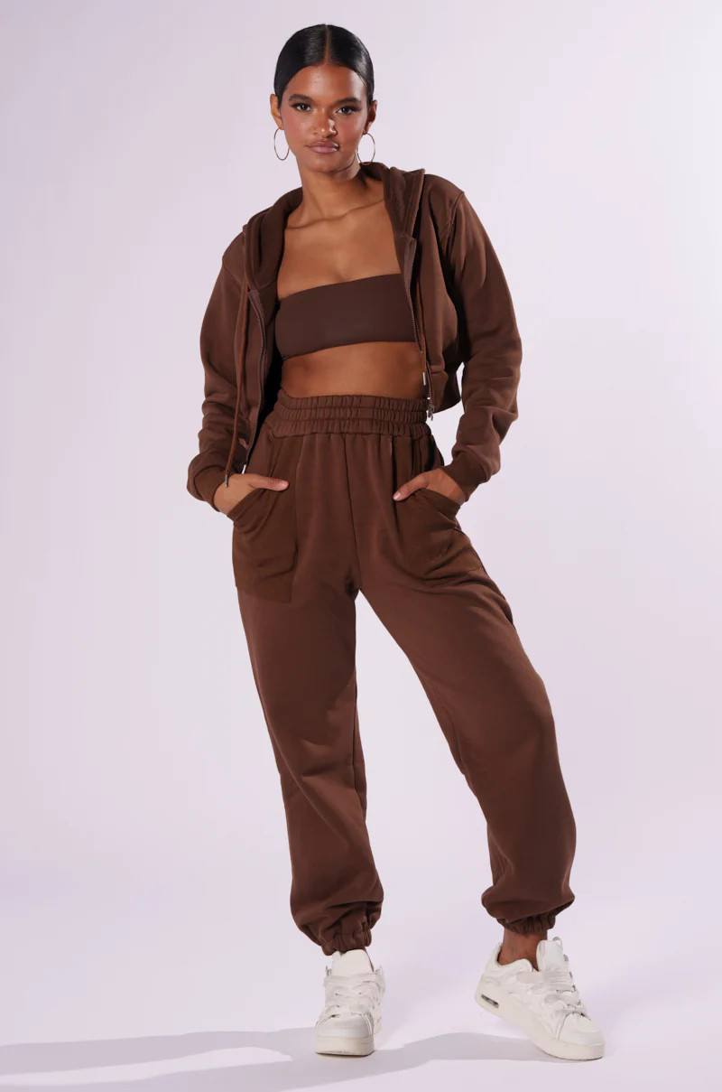 LOVE HATE THING JOGGER | AKIRA