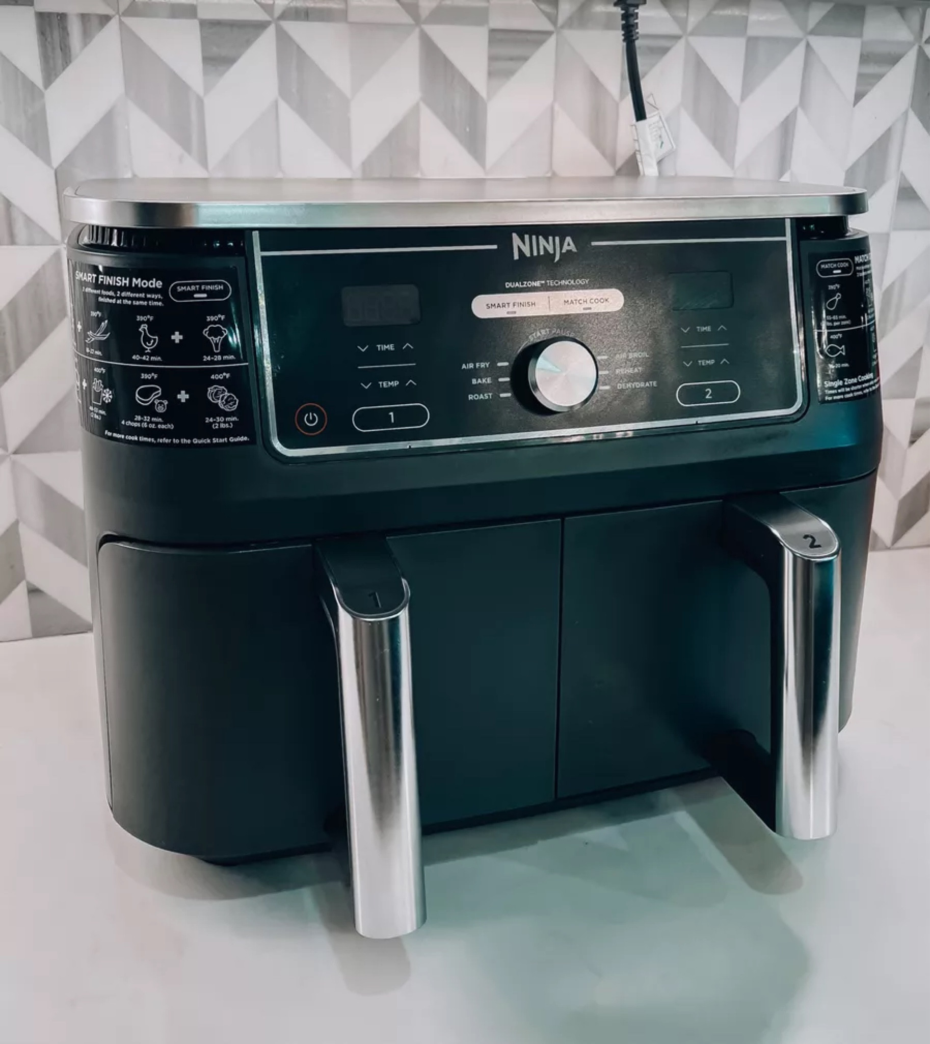 Ninja Air fryer on sale 

#LTKSeasonal #LTKHome #LTKGiftGuide