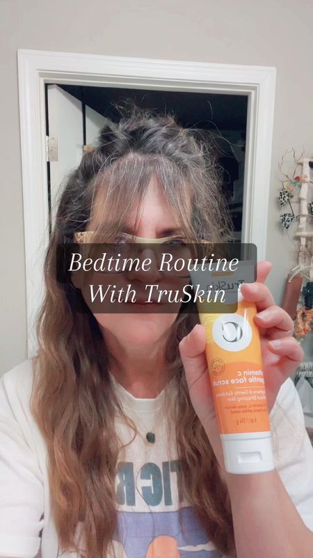 My Nighttime Skincare Routine with TruSkin. I use the cleanser first, then apply the Vitamin C Serum to tighten and rejuvenate my skin while I sleep. Love the results, I wake up looking youthful.
Grab Yours Here: https://amzn.to/4ehf7zm

#skincareover40 #skincareobsessed #beautyover40 #SkinCareRoutine #skincareessentials #skincareproducts #founditonamazon #amazonfind #amazonbeauty #amazonfinds #skincareessentials #skincarecommunity 

#LTKVideo #LTKBeauty #LTKFindsUnder50