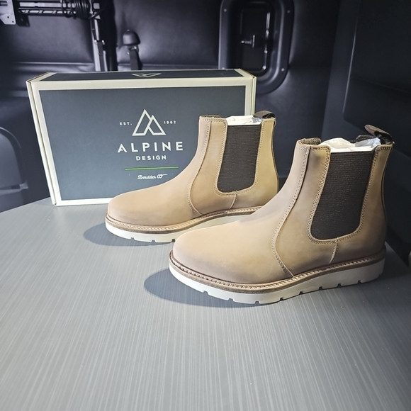 Alpine Design Womens Blaze Chelsea Boots Ivory Leather Upper AD23WCW006-IVY Sz 6 | Poshmark