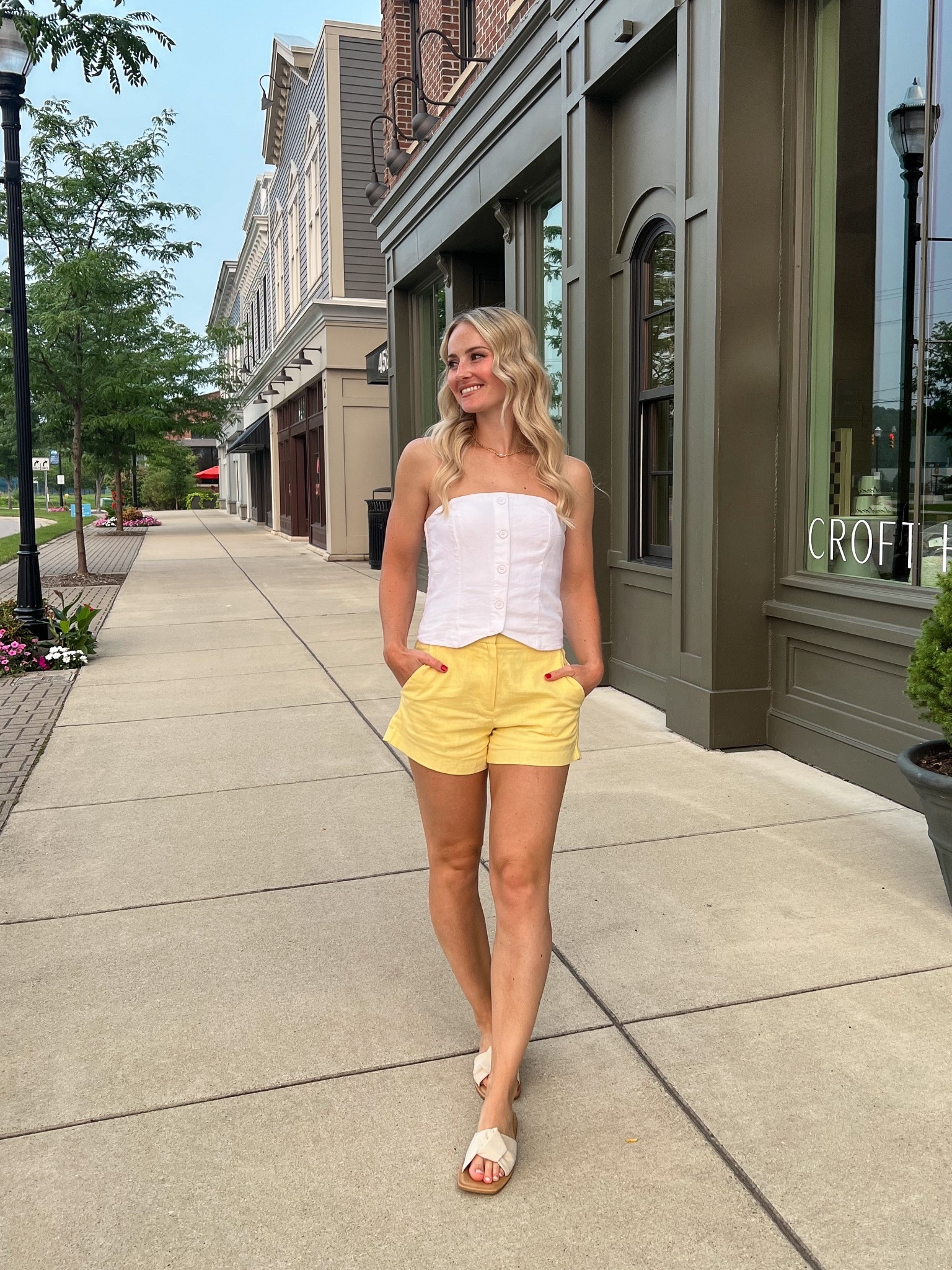 Linen outfit 💛🤍

@abercrombie 

#LTKFindsUnder50 #LTKStyleTip #LTKSaleAlert