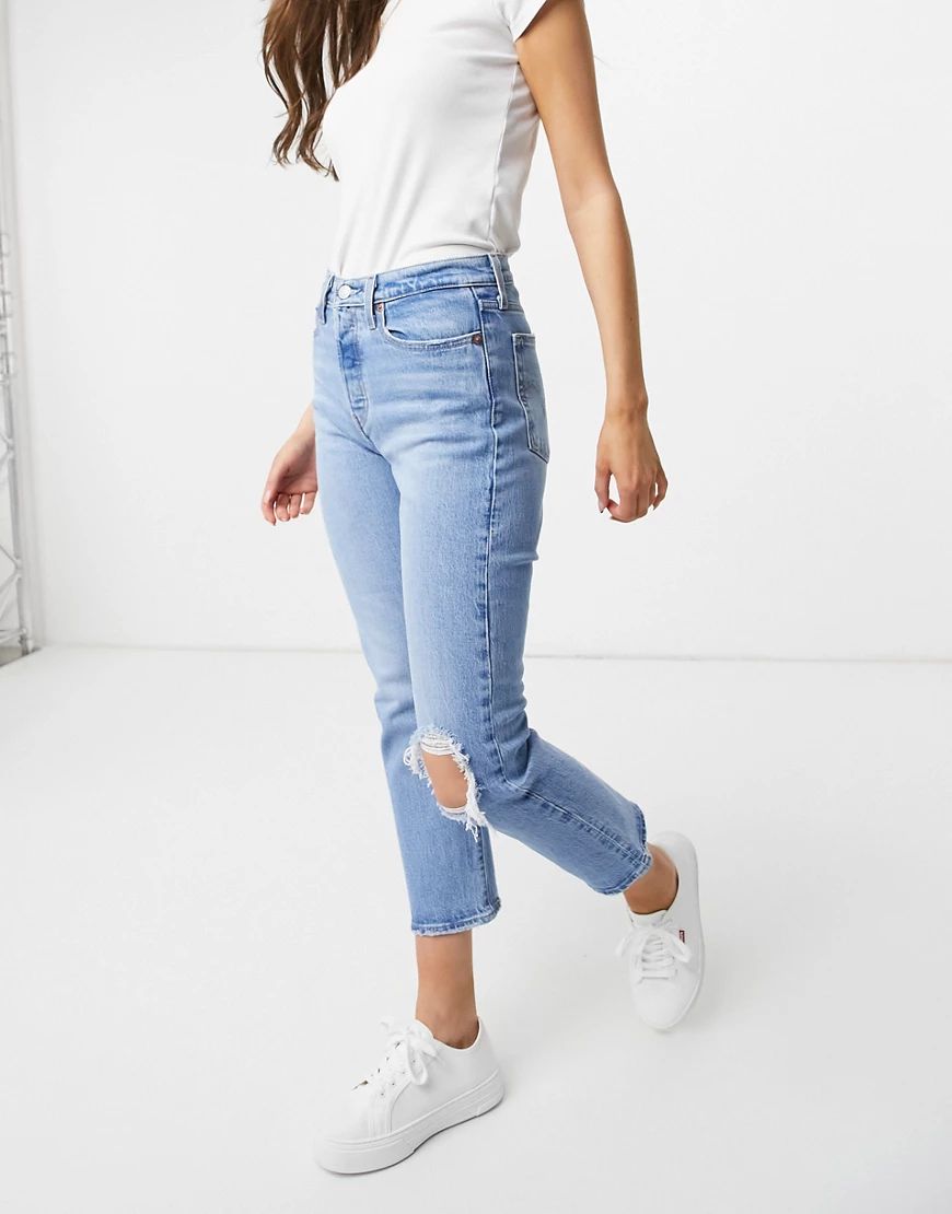 Levi's wedgie straight leg jeans with busted knee in light wash-Blues | ASOS (Global)