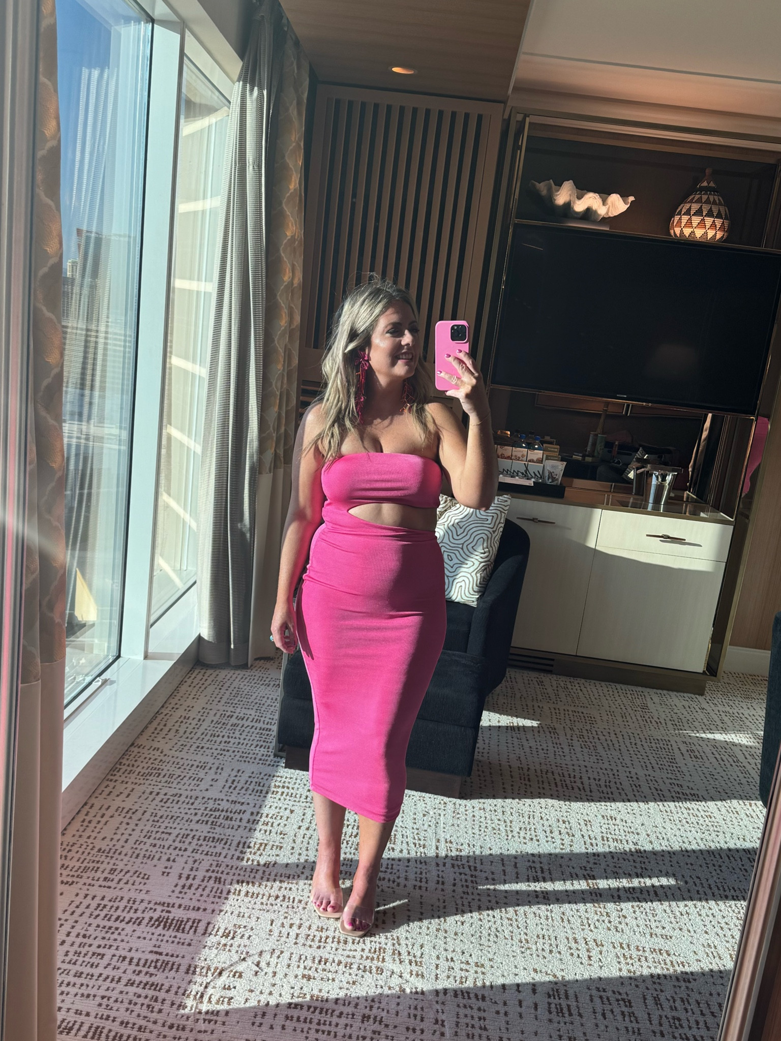 Vegas lewk night #1

#LTKStyleTip #LTKFindsUnder50 #LTKMidsize