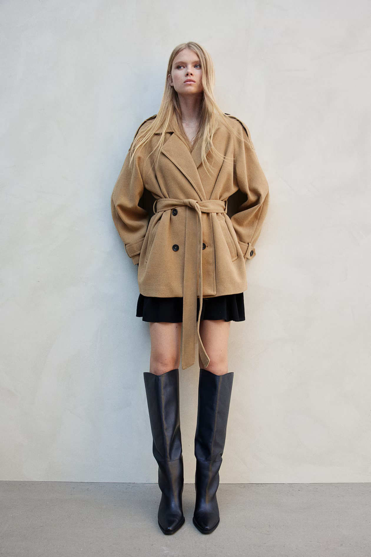 Short felted pea coat - Light beige - Ladies | H&M GB | H&M (UK, MY, IN, SG, PH, TW, HK)