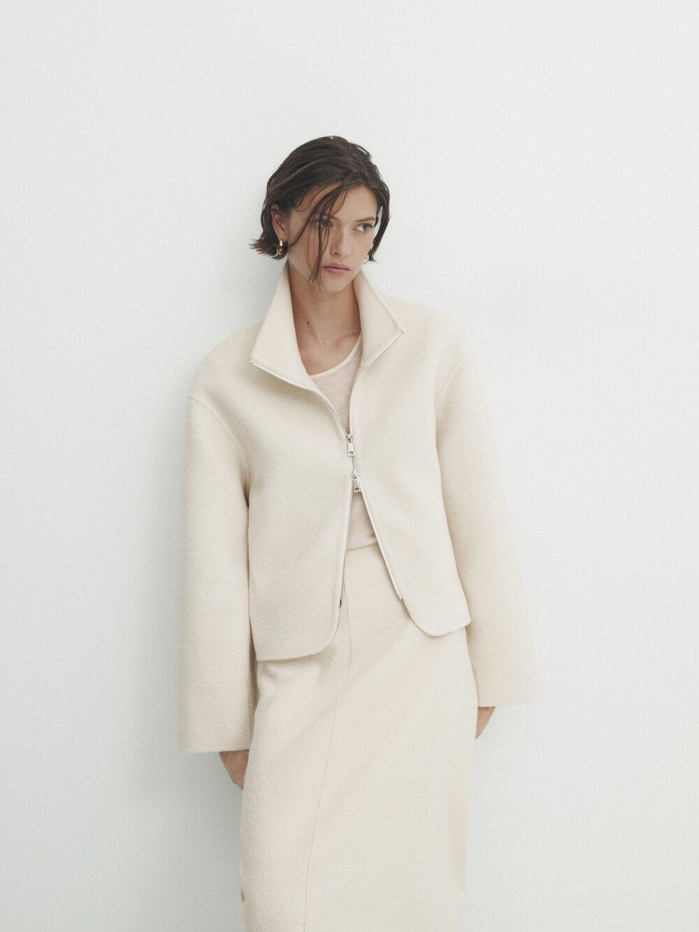 100% wool short jacket with zip | Massimo Dutti DE