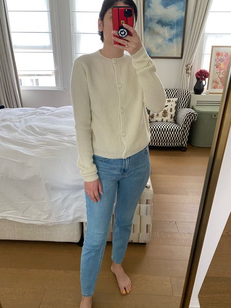 Uniqlo jeans and cashmere sweater 

#LTKeurope