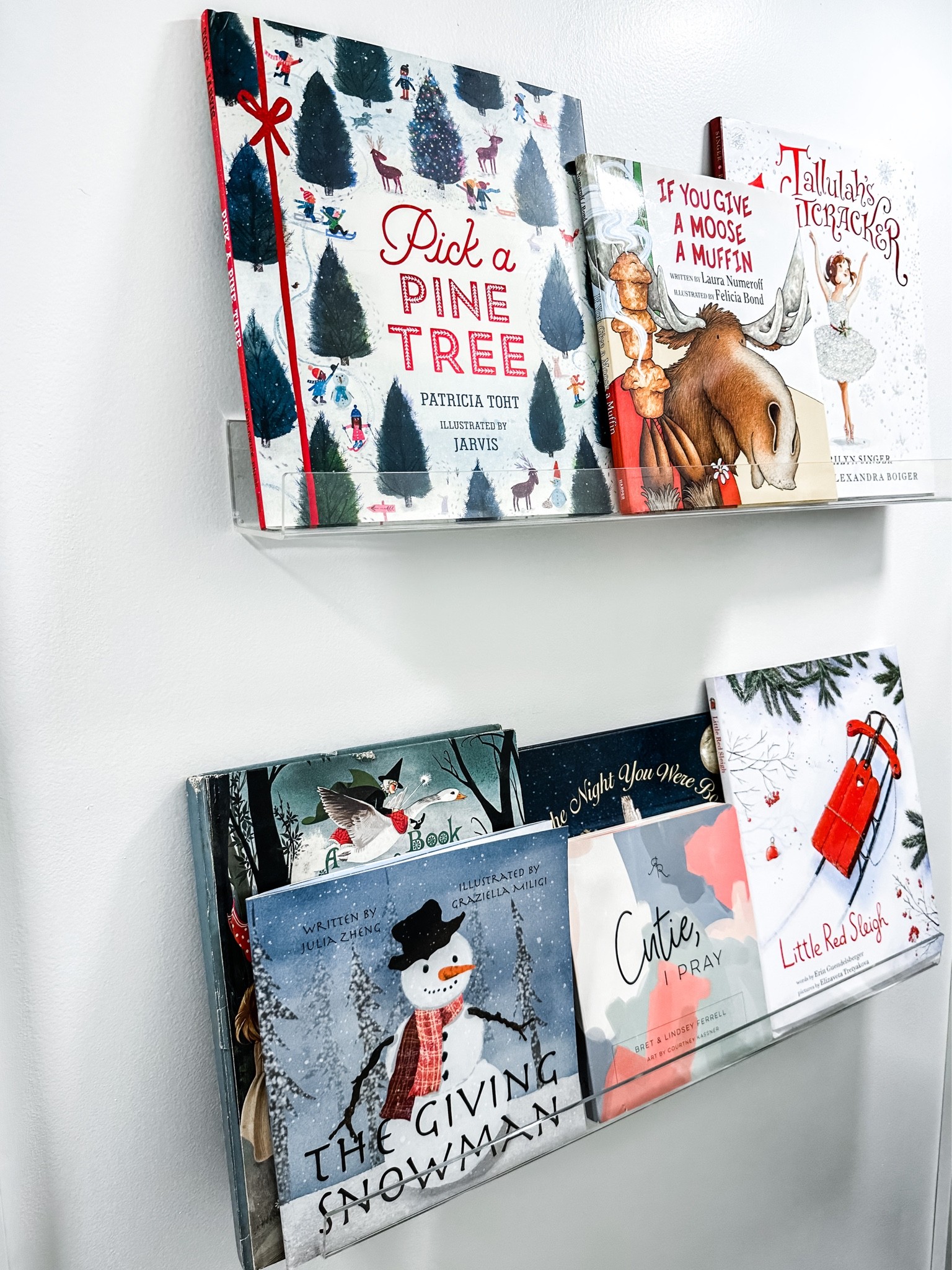 Updated Kolly’s bookshelves 📚🐛♥️ #childrensbooks

#LTKbaby #LTKSeasonal #LTKHoliday