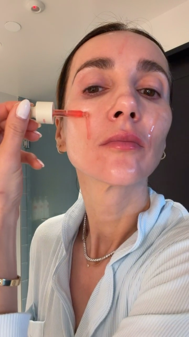 Dr. Diamond's Metacine Bioactive Growth Factor Serum.

antu aging serum, anti aging skincare, peptide serum, glowing skin products, firming serum, luxury skincare, skincare routine, mature skin skincare, annabrstyle