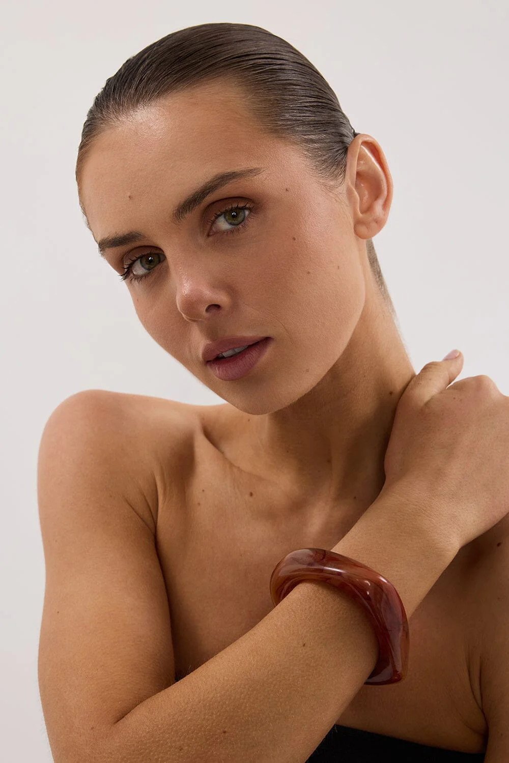 ANNA ROSSI NEED IT NOW BANGLE MOCHA | DISSH