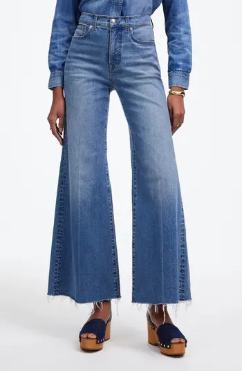 Madewell Flared Wide Leg Crop Jeans in Oneida Wash at Nordstrom Rack, Size 32 | Nordstrom Rack