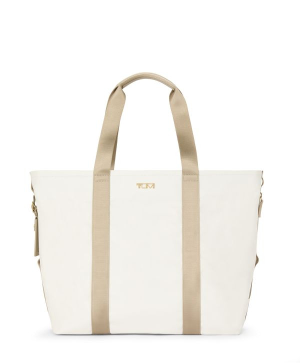 Essential Medium East West Tote | Tumi