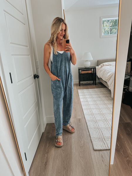 Comfy jumpsuit with crop top/built in bra all from Amazon!

#LTKFindsUnder50 #LTKStyleTip