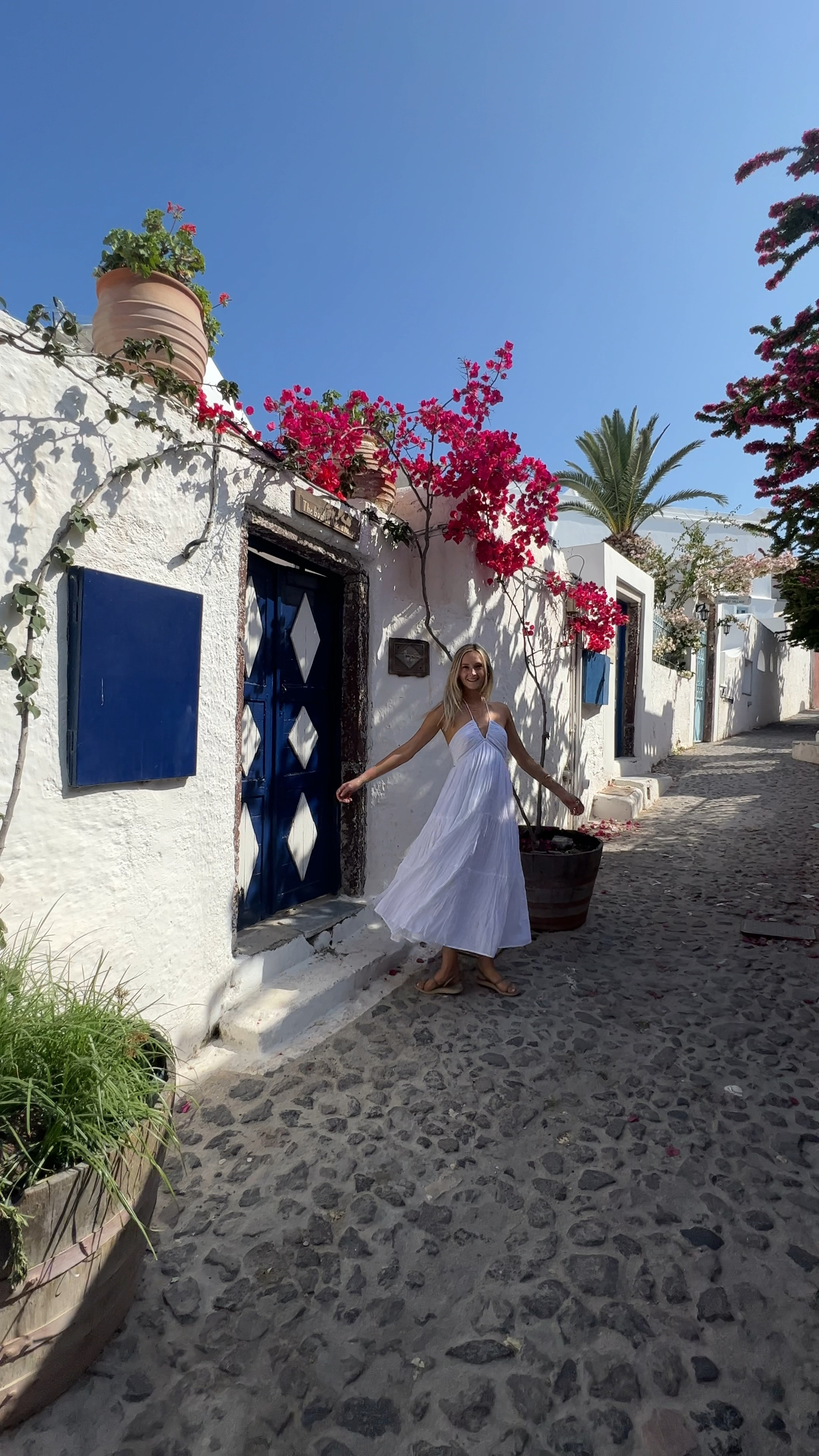 Santorini 🤍☀️

#LTKTravel #LTKFindsUnder50 #LTKSeasonal