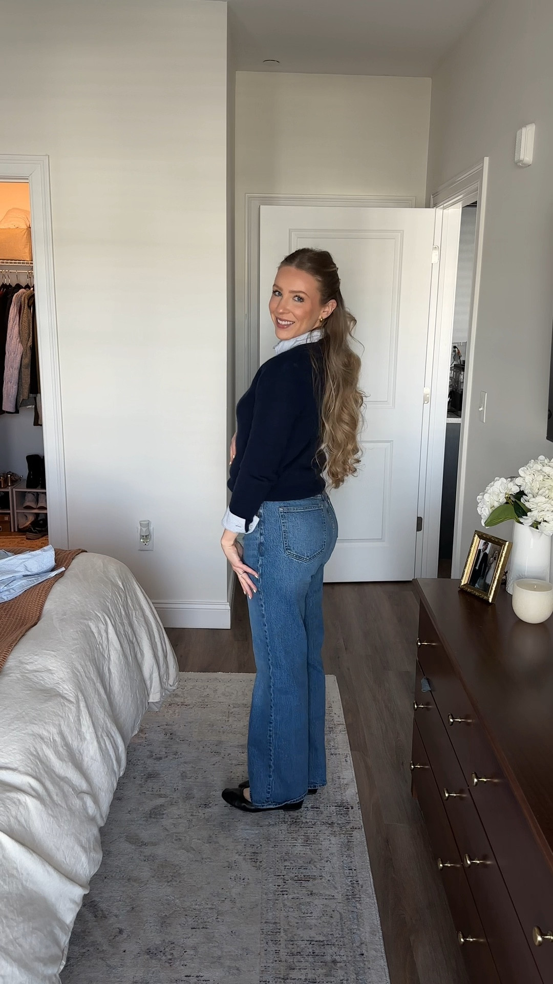 OOTD 🤍 



spring outfit, spring fashion, cashmere, quince, Abercrombie jeans @abercrombie @Quince 