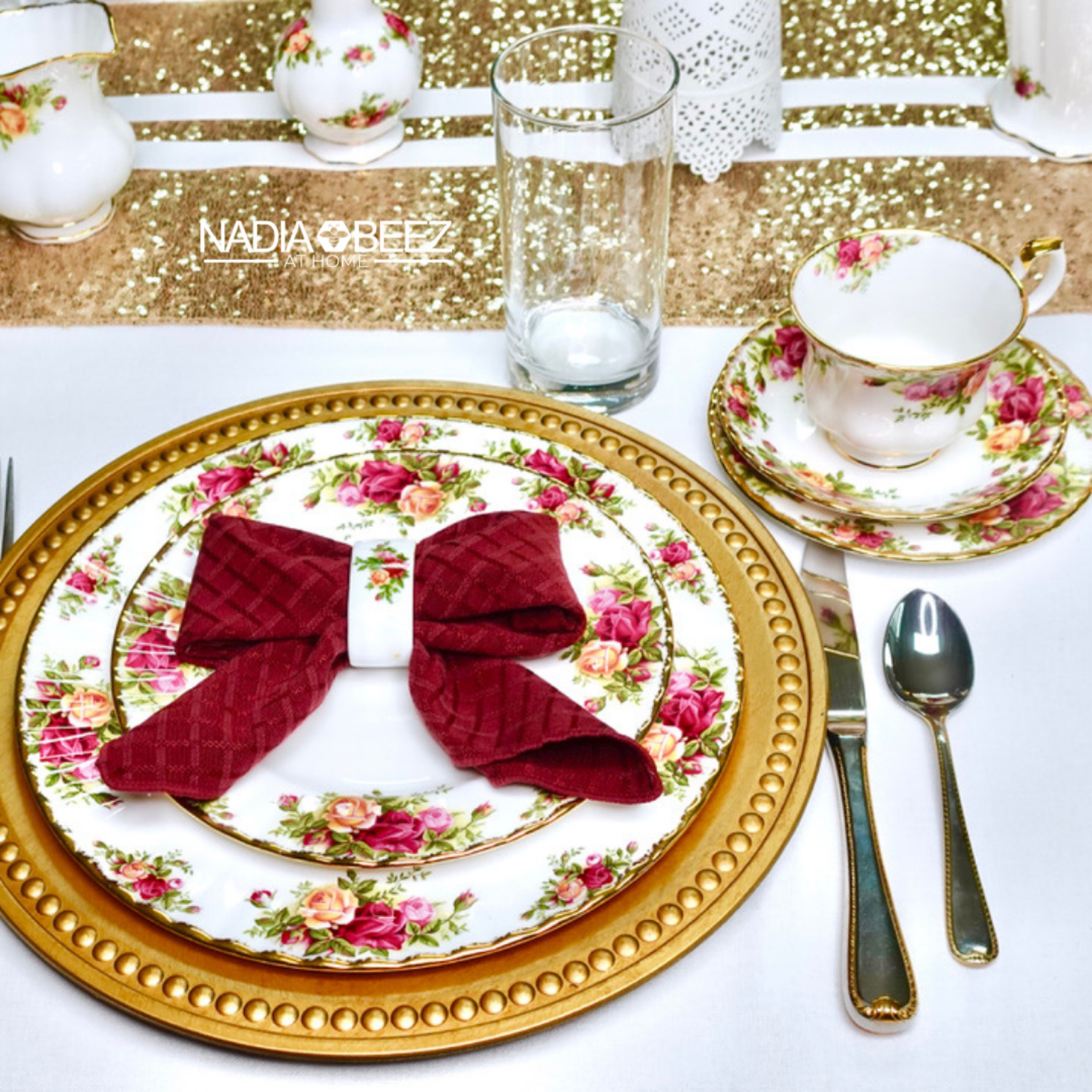 Royal Albert table setting idea for Christmas 🎄 

#LTKHoliday #LTKParties #LTKHome