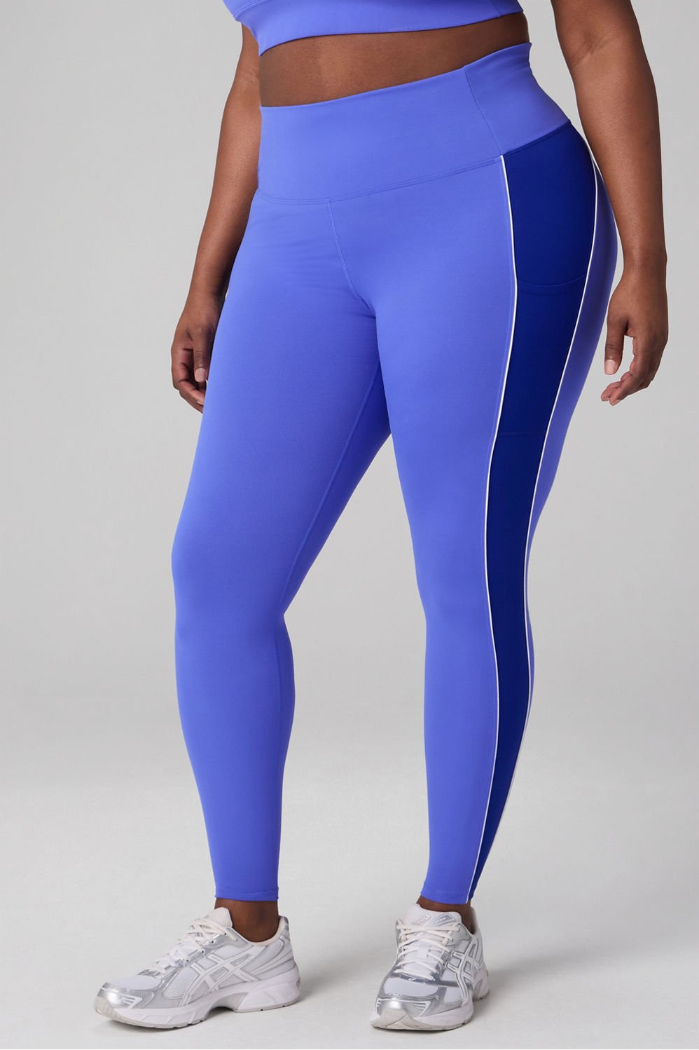 On-The-Go PowerHold® High-Waisted Legging | Fabletics