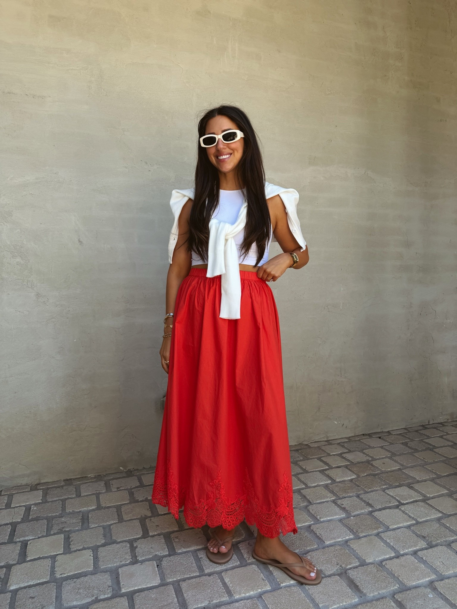Top: medium
Skirt: 8 
Sweater: 6

Dressupbuttercup.com #dressupbuttercup #dederaad

#LTKdayinmylife #LTKSeasonal #LTKSaleAlert