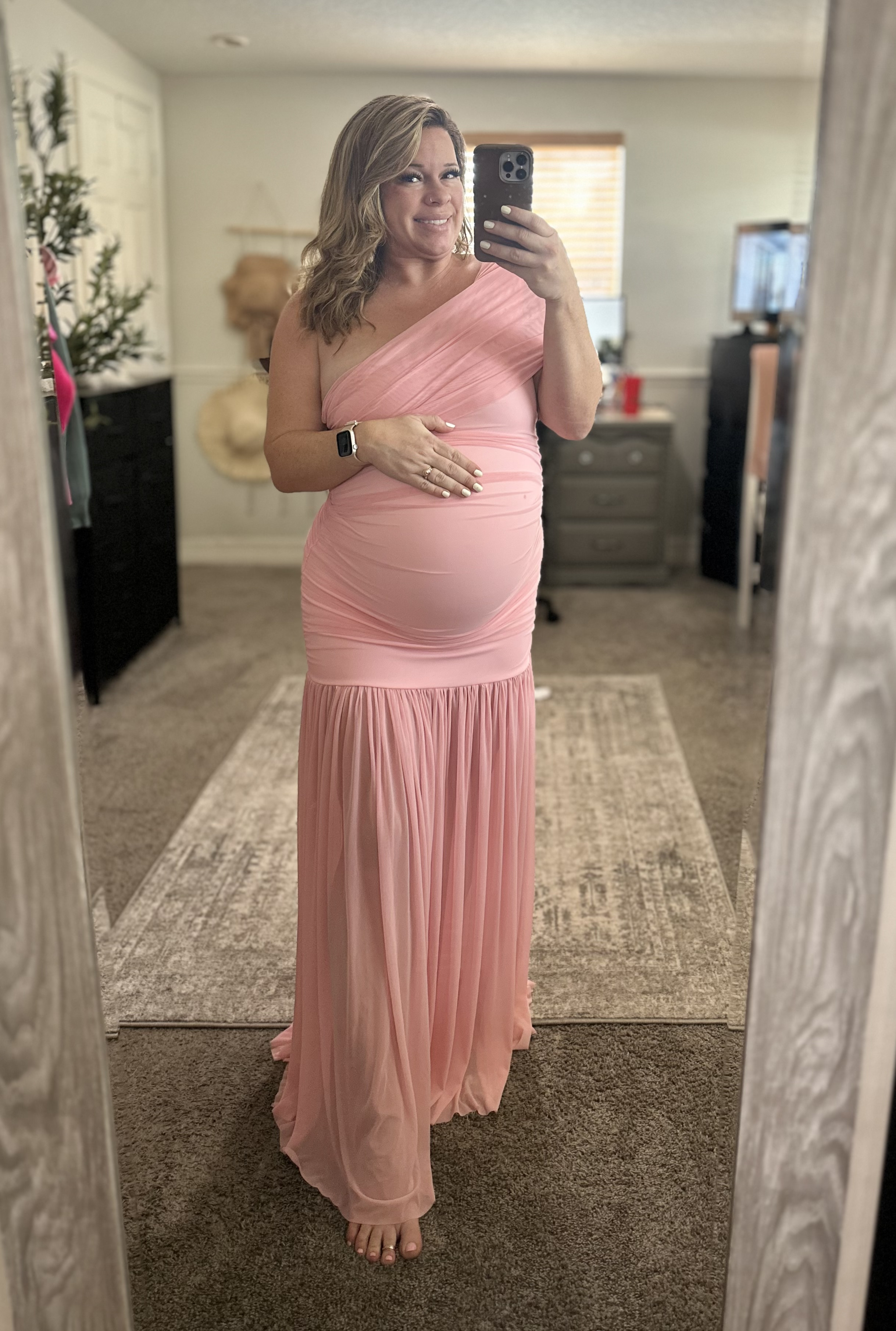 Perfect for a wedding guest dress or baby shower dress.

I’m 33 weeks pregnant at this point and this Amazon find is perfect for pregnancy.