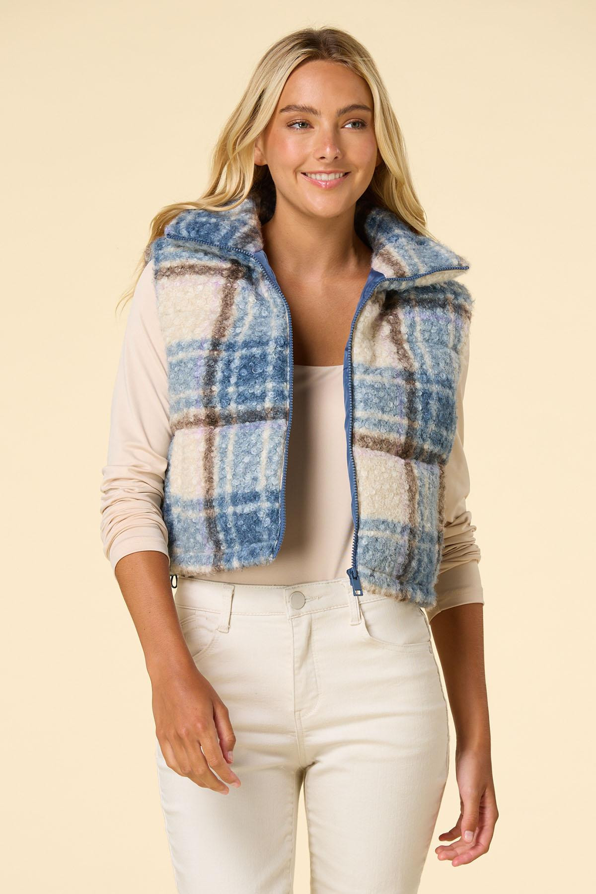 fleece on life sherpa vest | Versona