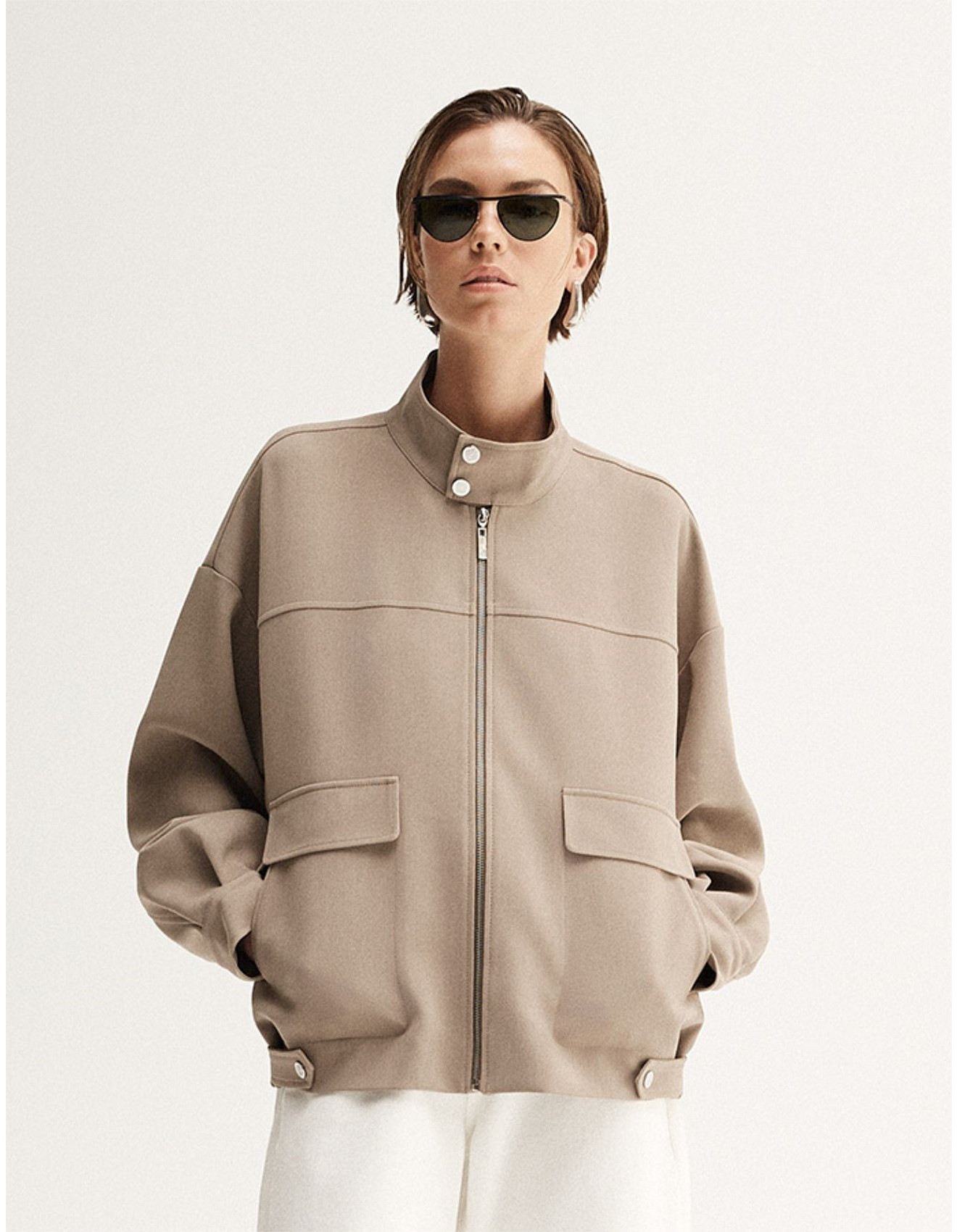 Elka Collective

NOAH CROP JACKETPrice $349.00$349.00 | David Jones (Australia & New Zealand)