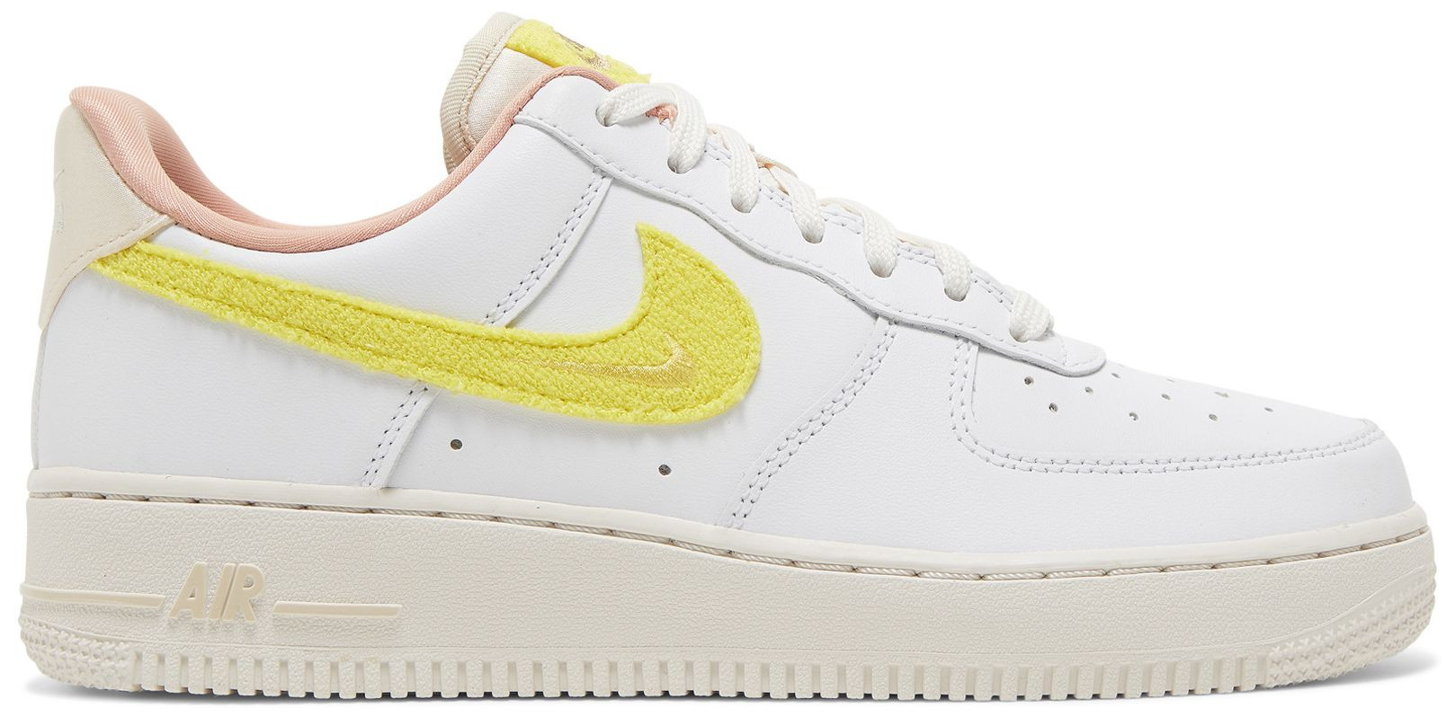 Wmns Air Force 1 '07 LX 'Mama' | GOAT