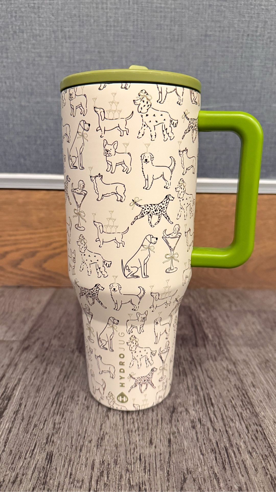 🐾DOG LOVERS🐾

This Hydrojug just dropped!! Run and get yours!!

#LTKSeasonal #LTKGiftGuide #LTKHoliday